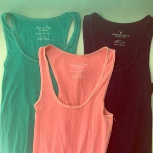 3 American eagle boyfriend tanks